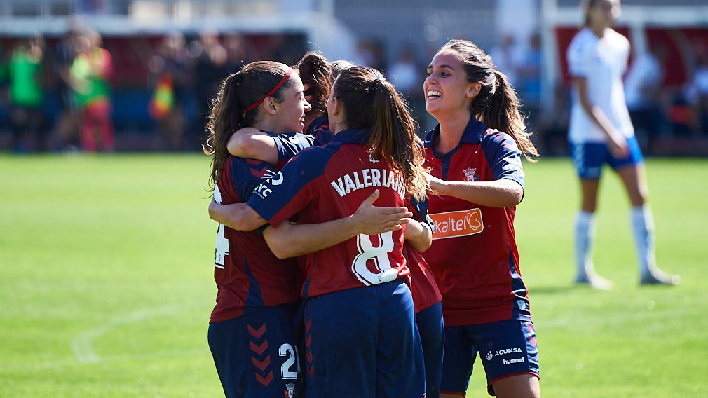 Las mejores imágenes del partidazo de fútbol femenino entre Osasuna y Zaragoza en Tajonar