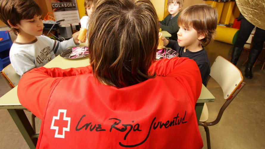 Cruz Roja muestra su preocupación por el impacto de la crisis en la infancia.