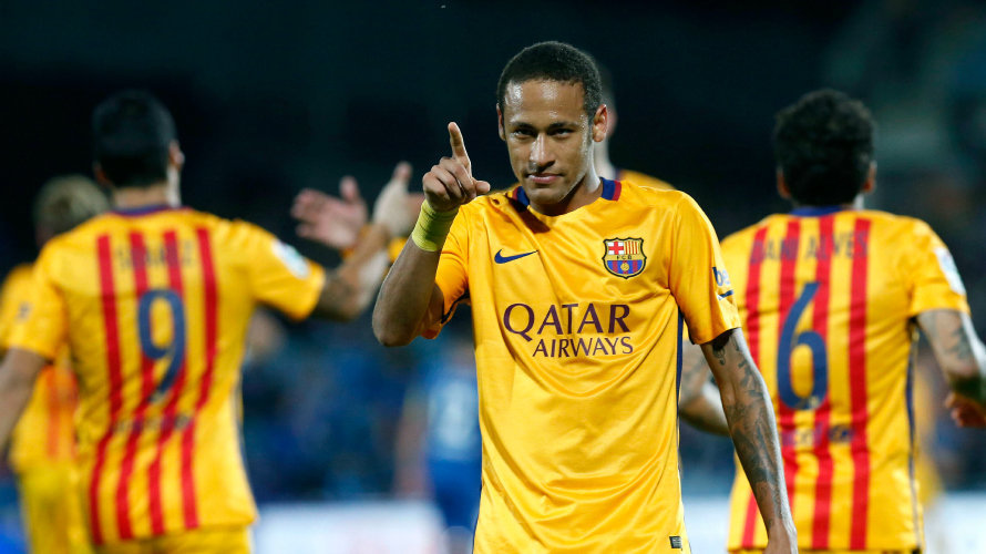 El jugador del FC Barcelona Neymar celebra un gol. Efe.