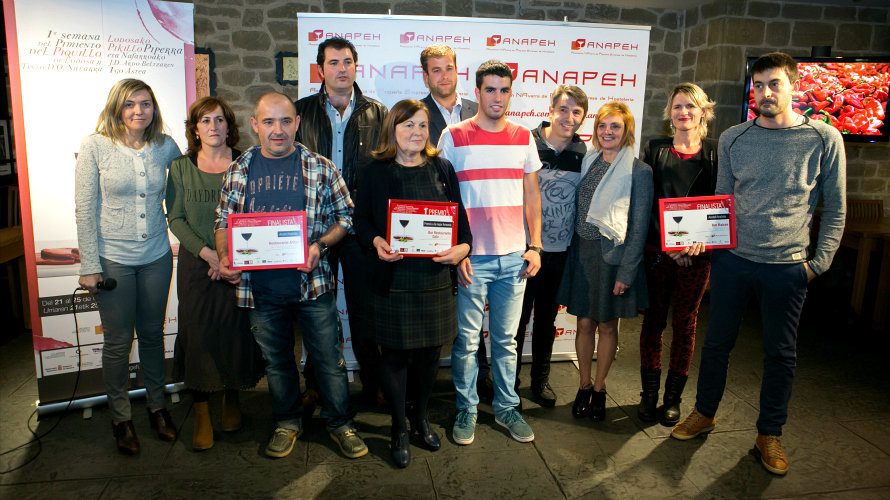 Los ganadores de los premios, de izda a dcha Juan José Correa, Ana María Sánchez y Aitor Corrales.