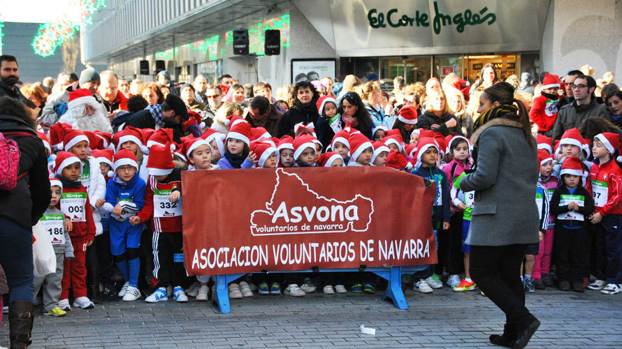 Asvona organiza en Navidad una carrera solidaria para niños.