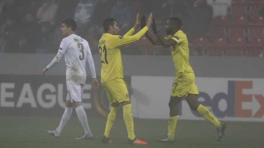 El Villarreal jugó bajo una espesa niebla. Foto twitter La Liga.