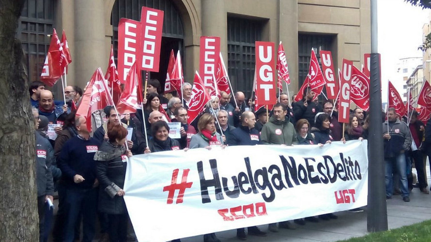 Concentración en Pamplona en apoyo a “los 8 de Airbus” y en defensa del derecho de huelga. TWITTER