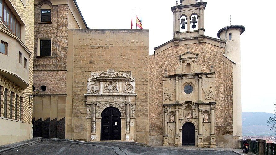 Inmediaciones del Museo de Navarra, lugar donde se produjeron los hechos.