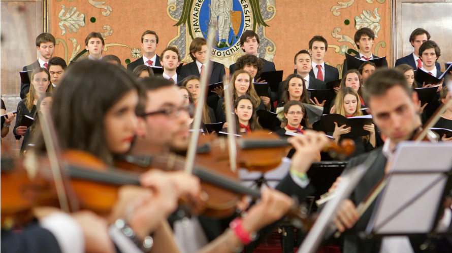 El coro y la orquesta de la Universidad de Navarra.