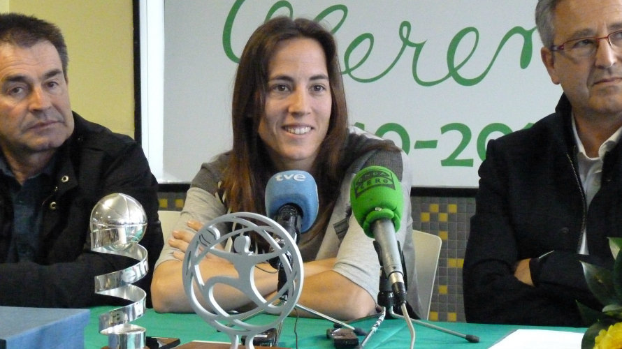María Asurmendi en rueda de prensa.