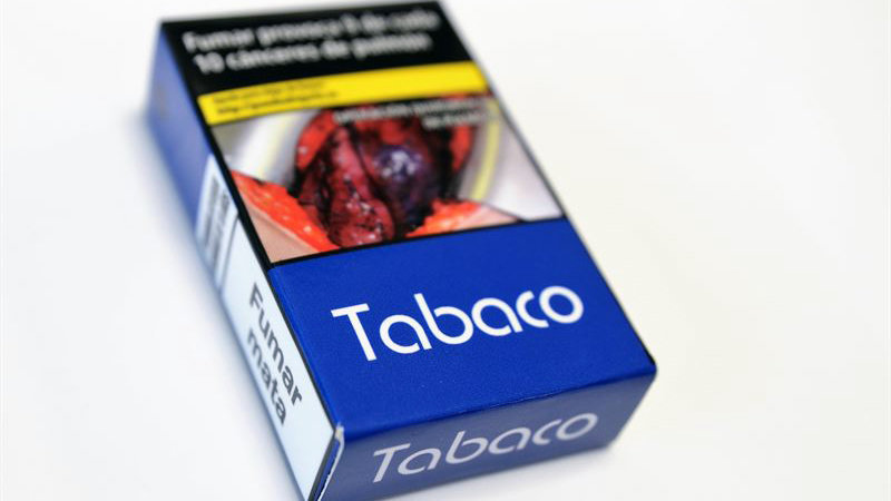 Cajetilla de tabaco con las advertencias de salud (EP.