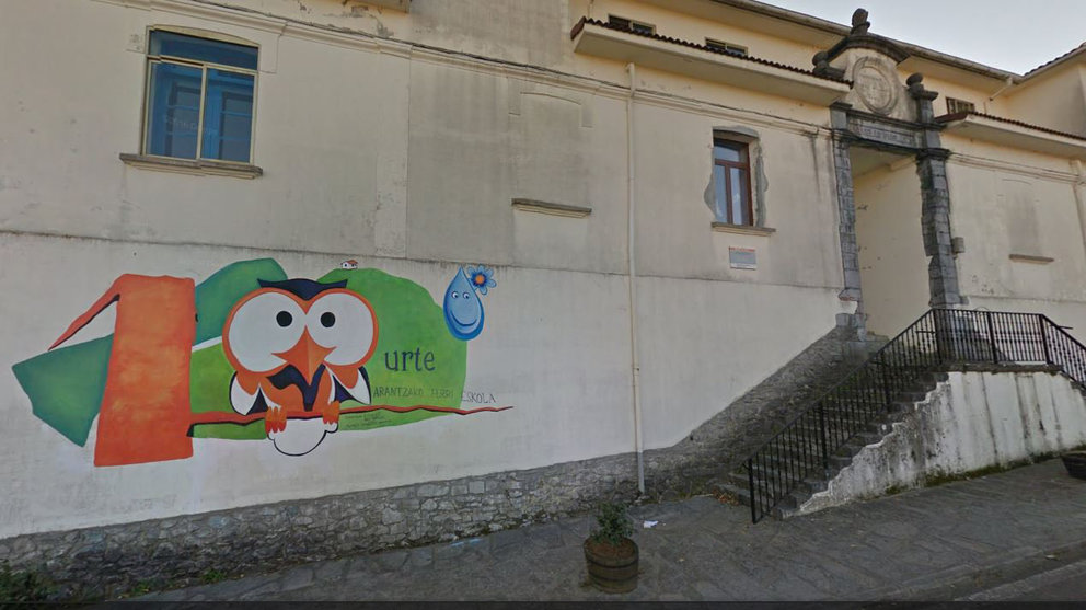 Imagen de la fachada del colegio de Arantza