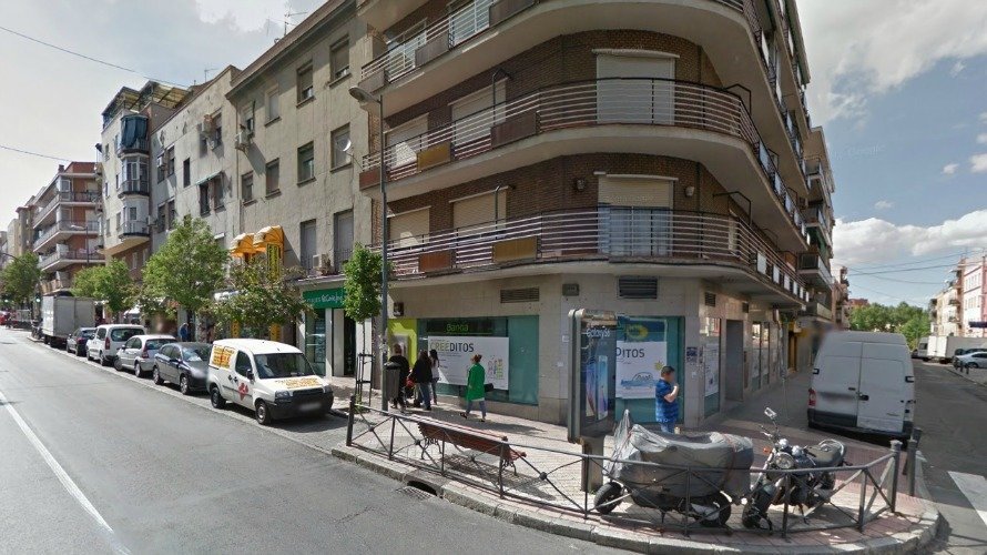 Calle de Marcelo Usera, en Madrid, donde se encuentra el bufete de abogados en el que se ha cometido el triple crimen.