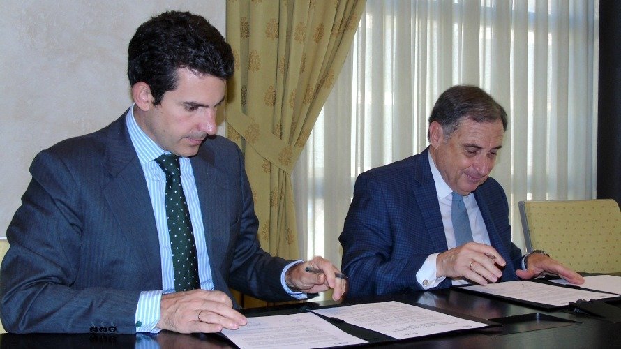 CEN y ELKARGI firman un acuerdo para promover actividades conjuntas entre las empresas navarras