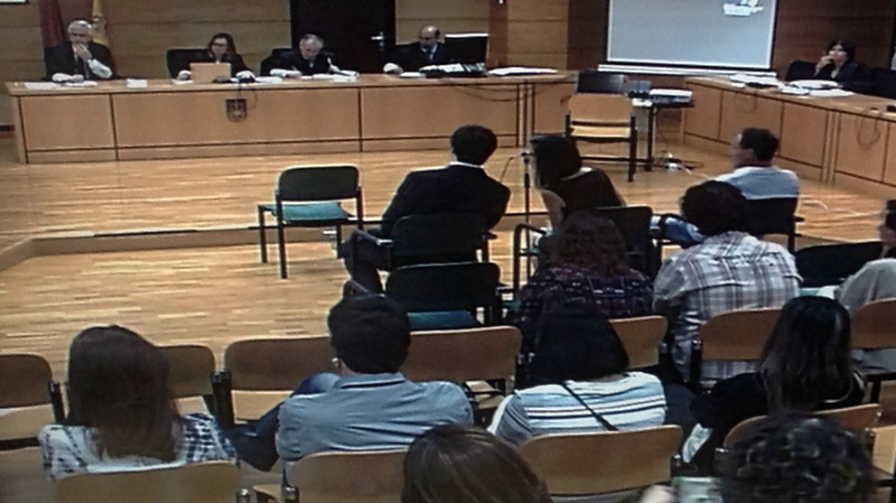 Un momento del juicio celebrado en Pamlona por una agresión sexual y otro golpe en legítima defensa.  (1)