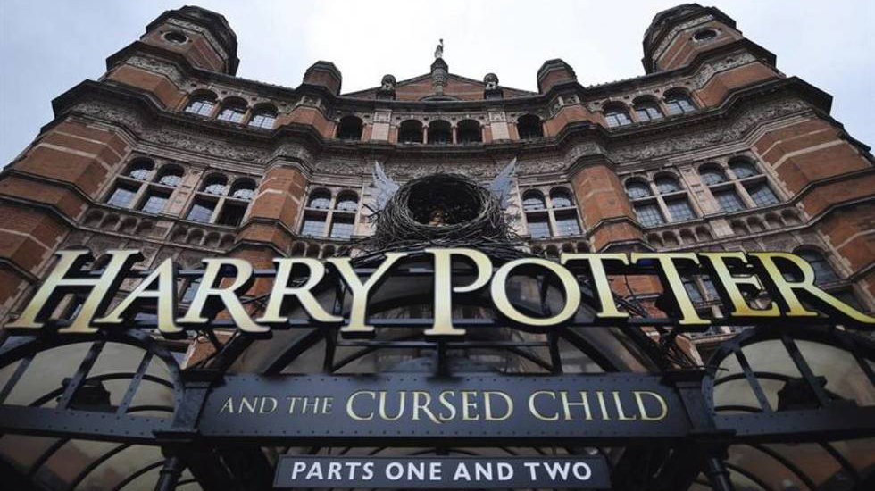 Vista de la fachada del Palace Theatre, el teatro londinense que mostrará en exclusiva las nuevas aventuras del Harry Potter adulto