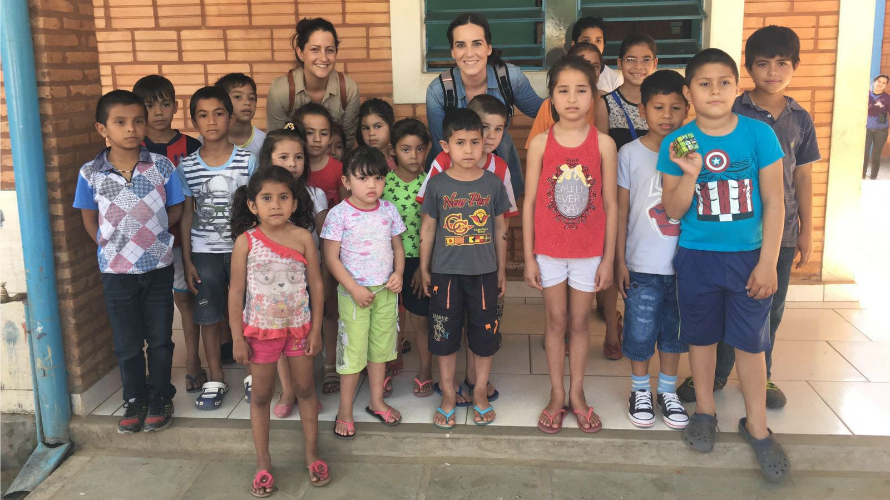 Tres profesoras navarras participan en un proyecto de cooperación para el desarrollo educativo en Paraguay. UNAV
