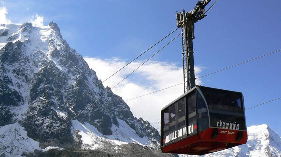 Imagen de uno de los teleféricos de Mont Blanc.
