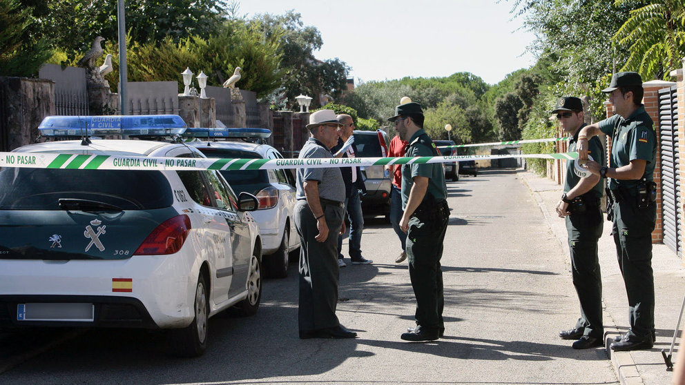 La Guardia Civil ha localizado los cuerpos de cuatro personas en Pioz. EFE