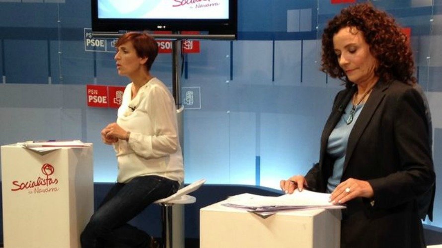 María Chivite y Amanda Acedo en la sede del PSN durante uno de los debates como candidatas a las primarias del PSN, en 2014. 