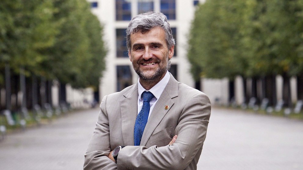 El rector de la Universidad Pública de Navarra, Alfonso Carlosena. EFE/Ivan Aguinaga
