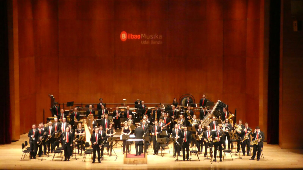 La Pamplonesa durante su actuación en el Palacio Euskalduna de Bilbao