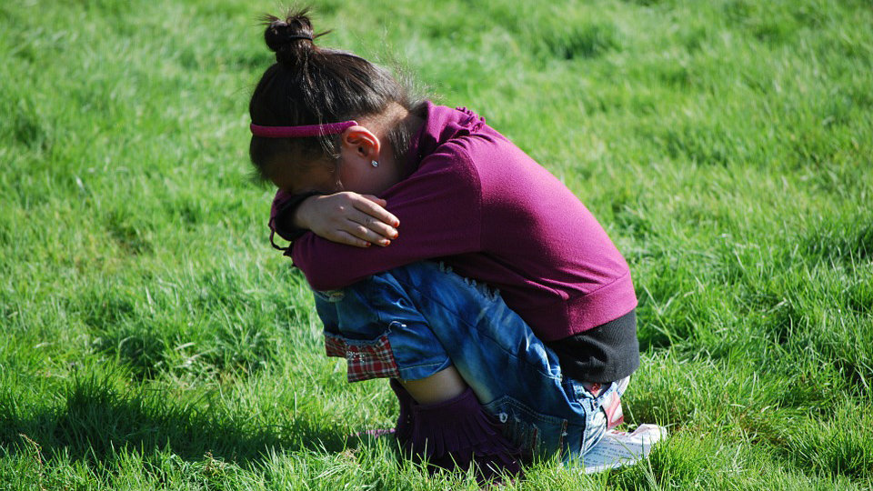 Imagen de una niña llorando. ARCHIVO