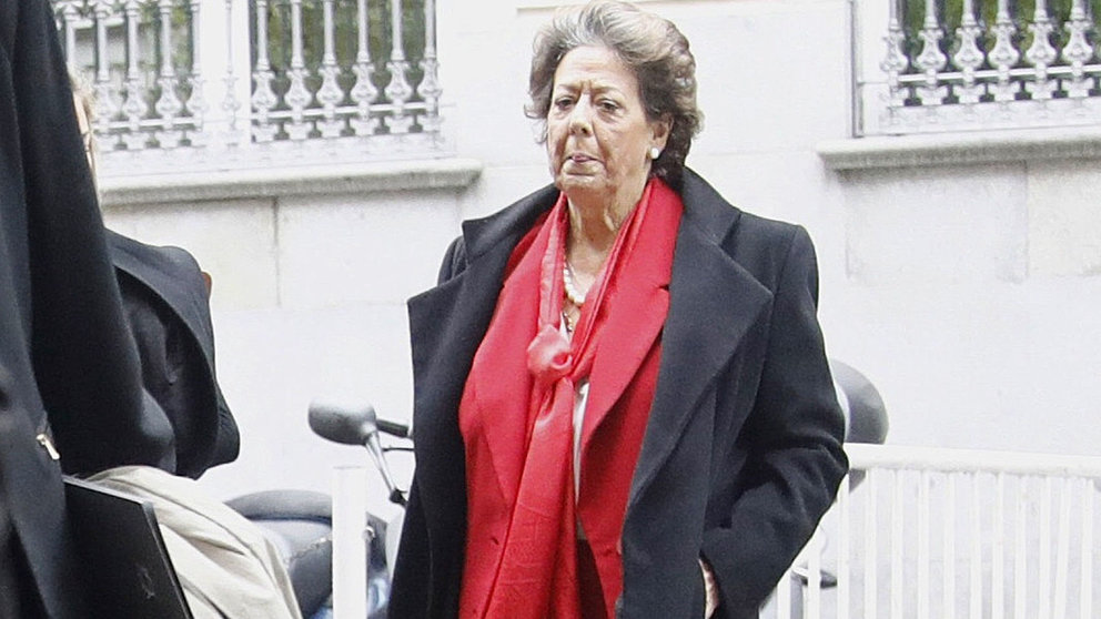 Rita Barberá a su llegada esta mañana a la sede del Tribunal Supremo. EFE. Emilio Naranjo