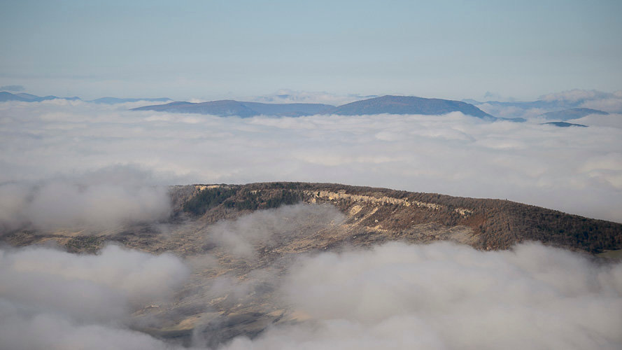 Niebla desde los alto de la Higa de Monreal. PABLO LASAOSA 02