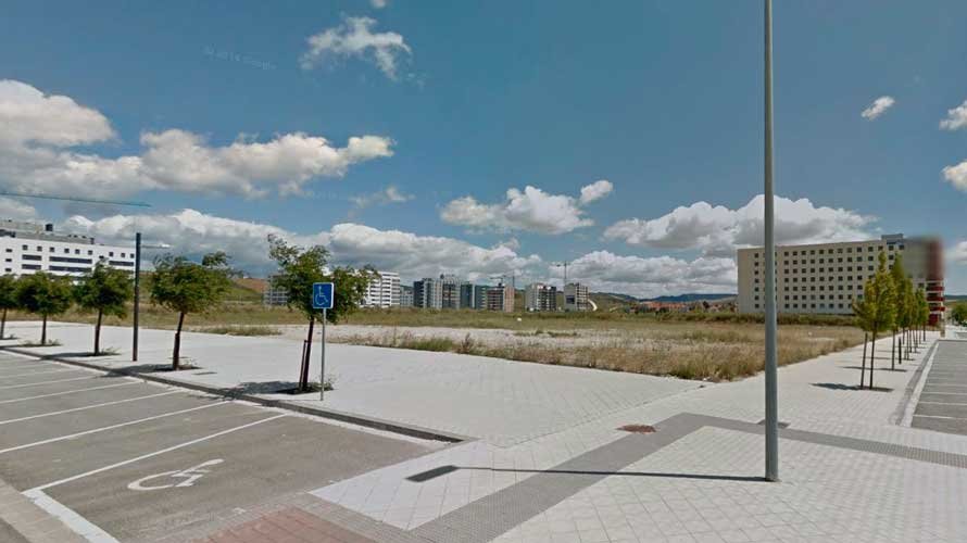 Parcela en Lezkairu donde podría ubicarse el nuevo centro de Salud del barrio.