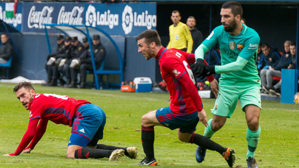 Partido de la Liga Santander entre Osasuna y Barcelona (0-3) disputado en El Sadar (35). IÑIGO ALZUGARAY