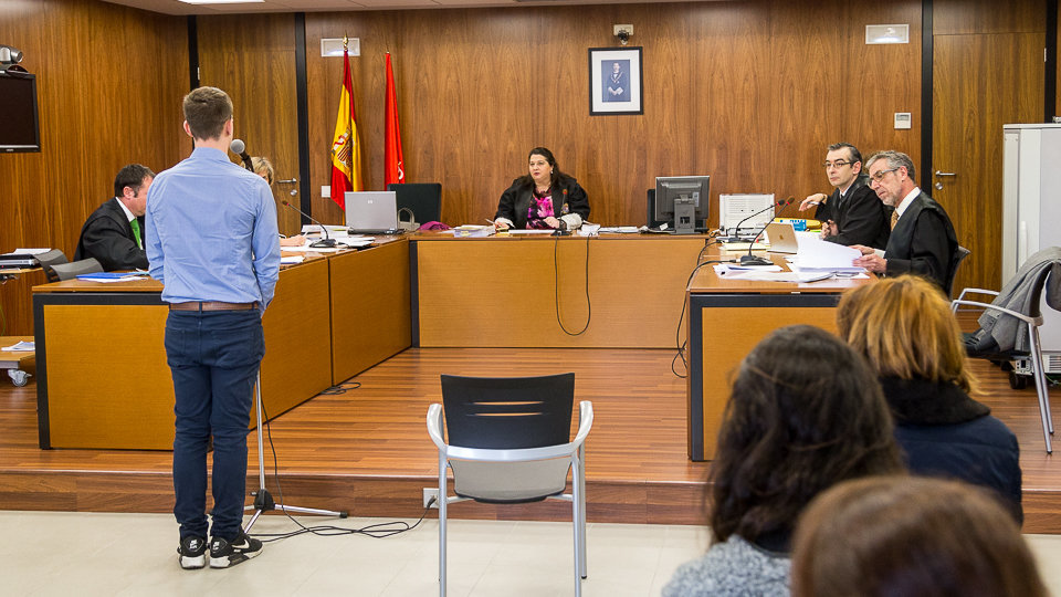 Juicio por homicidio por imprudencia y omisión del deber de socorro que se celebra en Juzgado de lo Penal número 3 del Palacio de Justicia de Pamplona (01). IÑIGO ALZUGARAY