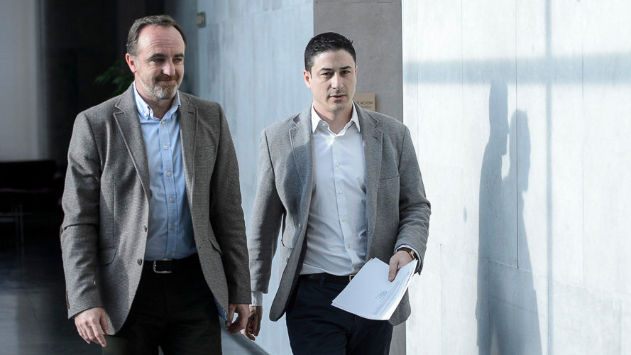 Javier Esparza y Oscar Arizcuren acceden a la Mesa y Junta de Portavoces. PABLO LASAOSA