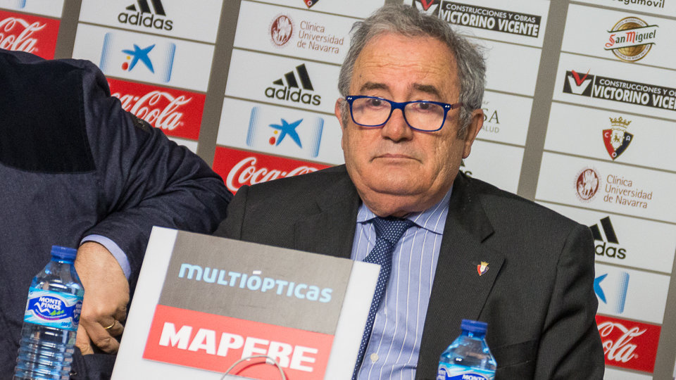 El presidente de Osasuna, Luis Sabalza, y su Junta Directiva analizan la situación del equipo y el club (09). IÑIGO ALZUGARAY