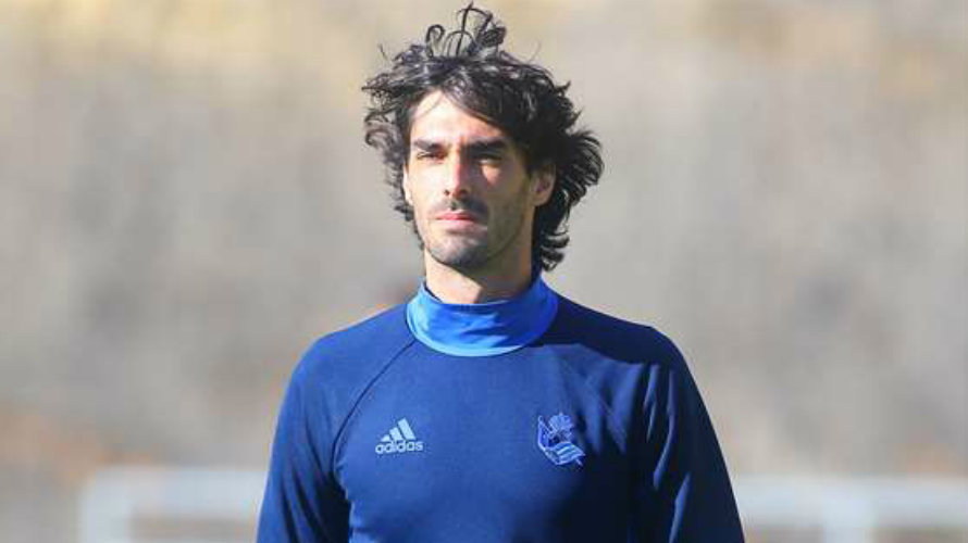 Carlos Martínez durante un entrenamiento. Foto web R. Sociedad.