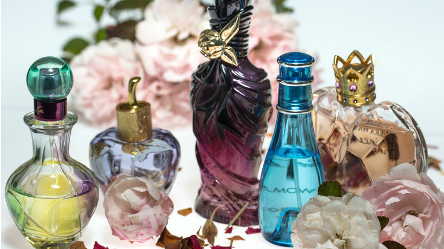 Perfumes. ARCHIVO