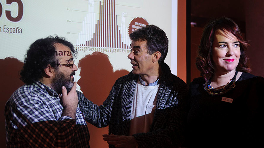 Presentación del libro sobre el Ibex 35 de la candidatura de Eduardo Santos, respaldado por Ainhoa Aznárez, para liderar Podemos Navarra. MIGUEL OSÉS (3)