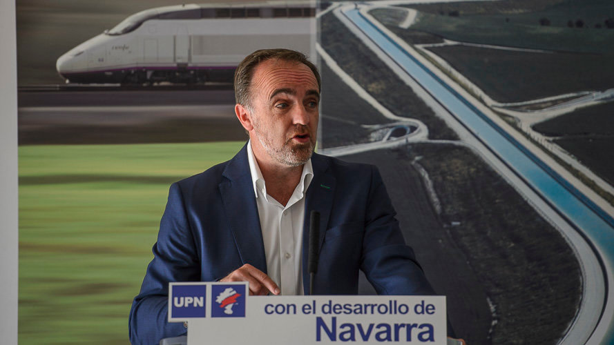 El presidente de UPN, Javier Esparza, interviene ante el Consejo Político del partido, que se reúne en Pamplona. PABLO LASAOSA 06