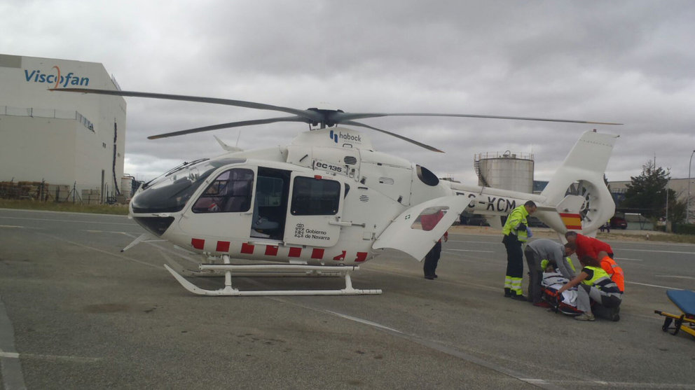 Un operario de mantenimiento ha resultado herido grave en la empresa Viscofán en Cáseda y ha sido trasladado en helicóptero al CHN POLICÍA FORAL