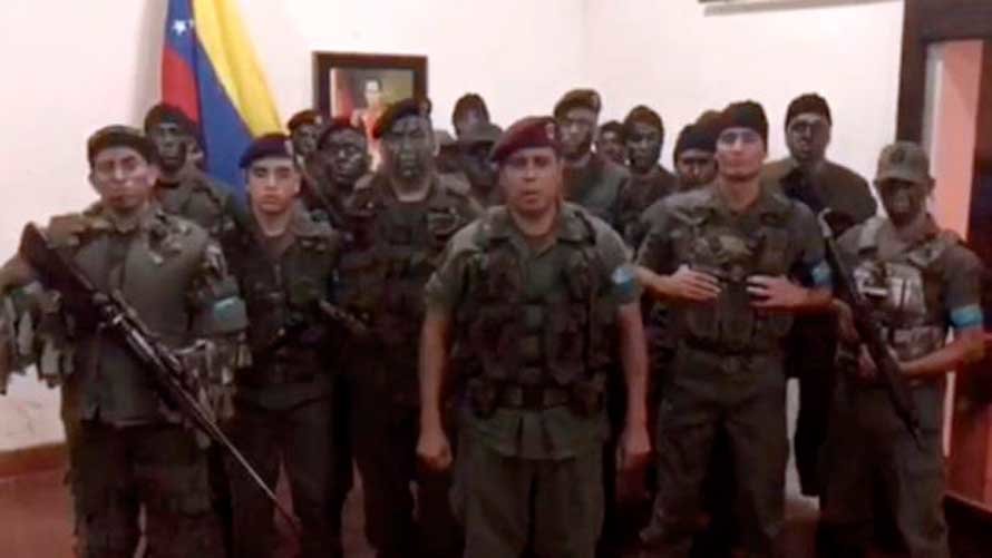 Facción militar sublevada este domingo en la ciudad venezolana de Valencia. INTERNET