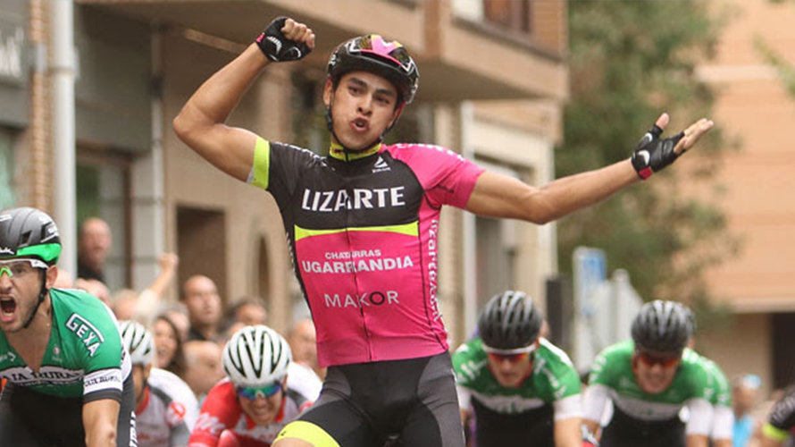 El ciclista Jason Huertas, del equipo Lizarte