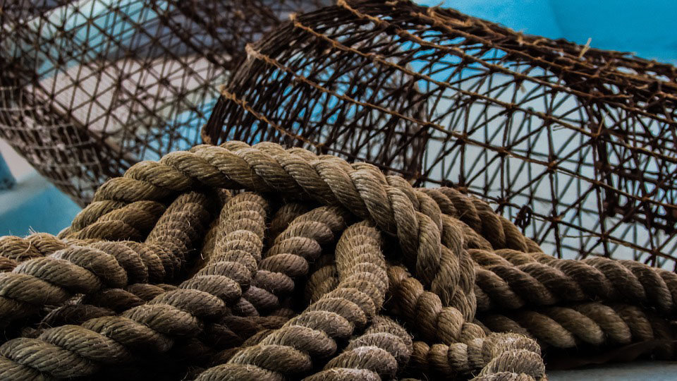 Cuerda y redes de pesca en una imagen de archivo