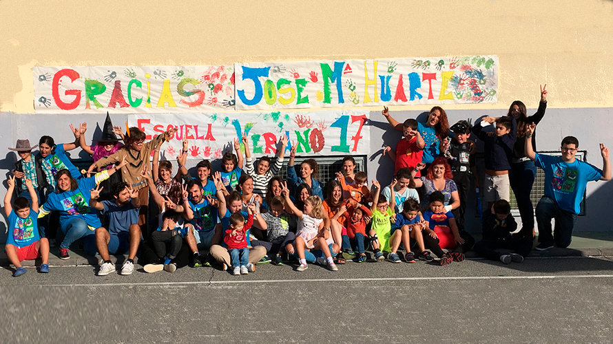 La Asociación Navarra de Autismo cierra su verano con una gran fiesta