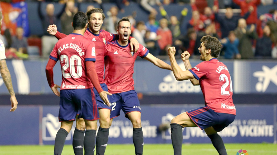 Osasuna celebra un gol ante el Almería. La Liga.