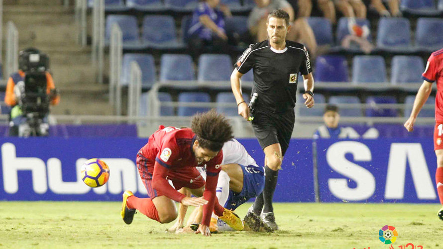 Imágenes del partido disputado entre el Tenerife y Osasuna en la 12ª jornada de liga. LALIGA 123 (3)