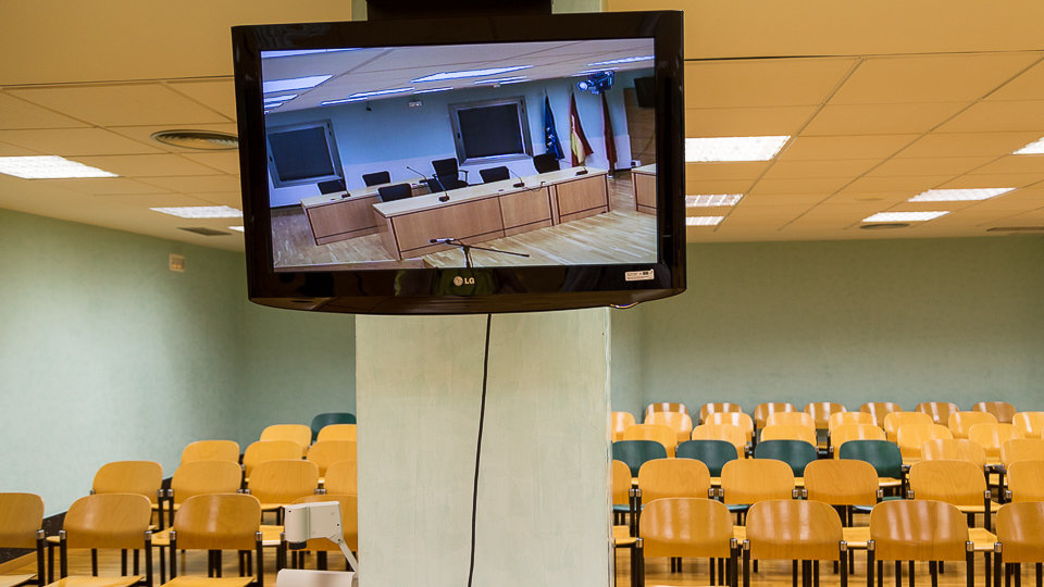 Sala de Visitas del Palacio de Justicia de Navarra en la que tendrá lugar el juicio contra 'La Manada', presuntos autores de una violación múltiple en los Sanfermine (38)