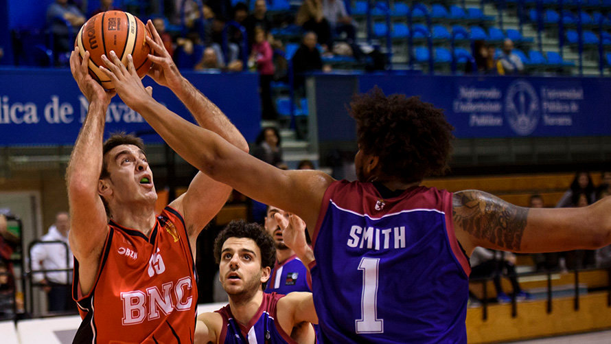 El Basket Navarra se enfrenta en casa al Agustinos. MIGUEL OSÉS_8