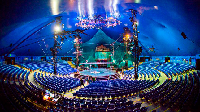 El escenario del Circo del Sol para la representación del espectáculo Toruk, el primer vuelo, inspirado en Avatar. IMAGEN: CIRCO DEL SOL