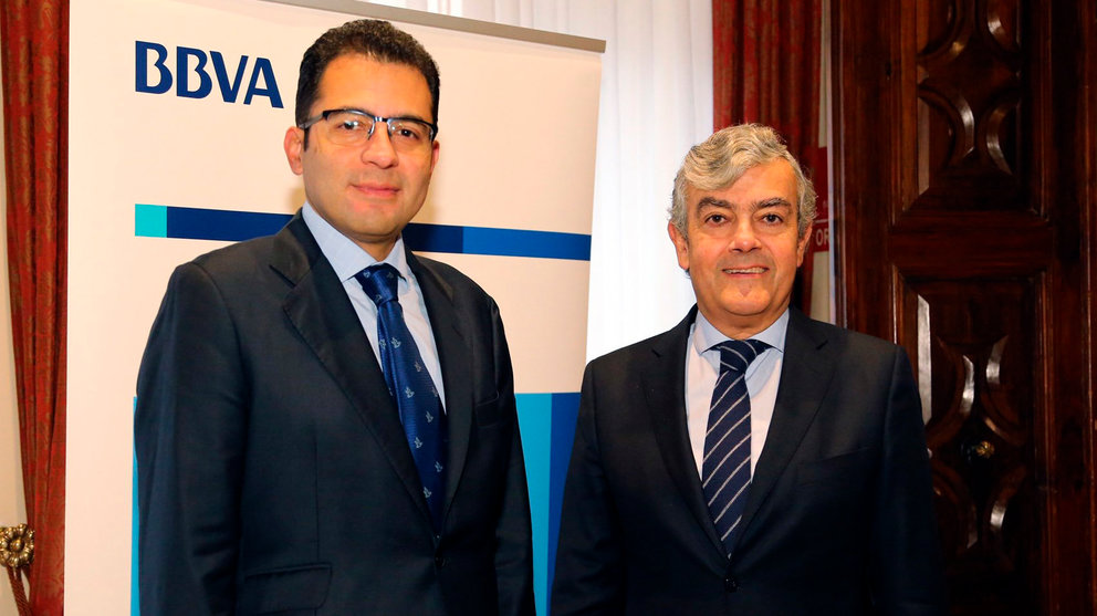 Miguel Cardoso, economista jefe para España de BBVA Research, y Carlos Gorria, director Territorial Norte de BBVA.