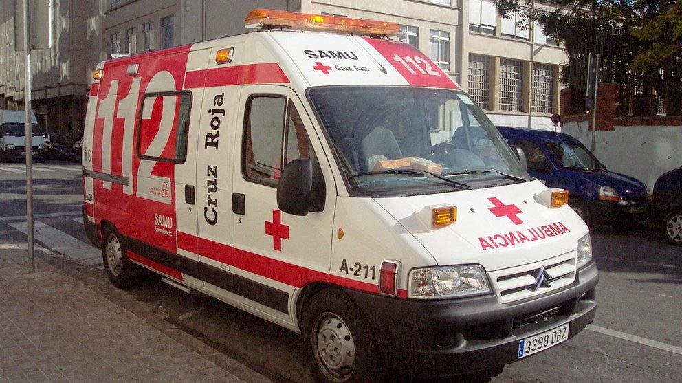 Una ambulancia de Cruz Roja en Navarra ARCHIVO