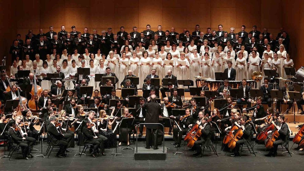 Concierto de la Orquesta del Teatro Mariinsky de San Petersburgo y el Orfeón Pamplonés en Baluarte. IÑAKI ZALDUA (3)
