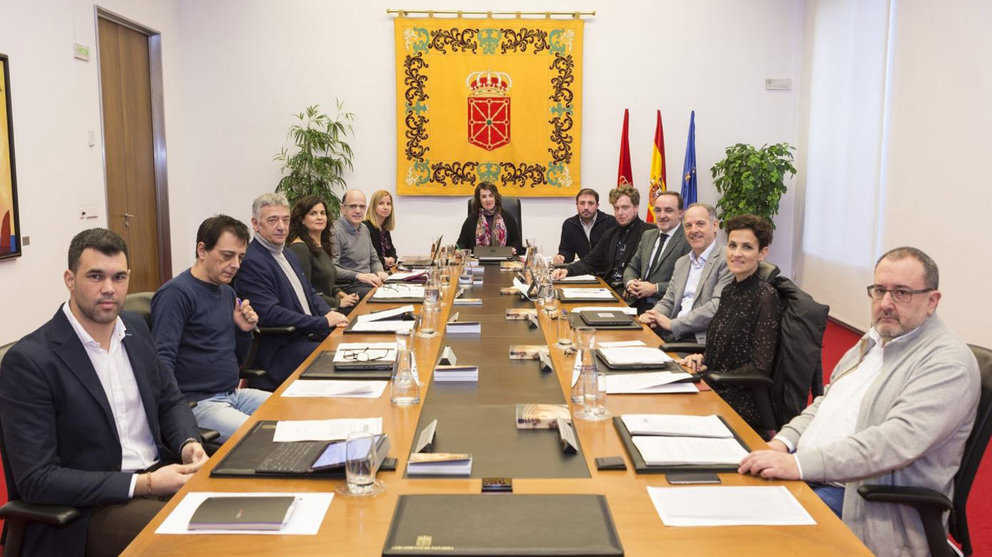 Mesa y junta de portavoces del Parlamento de Navarra EUROPA PRESS
