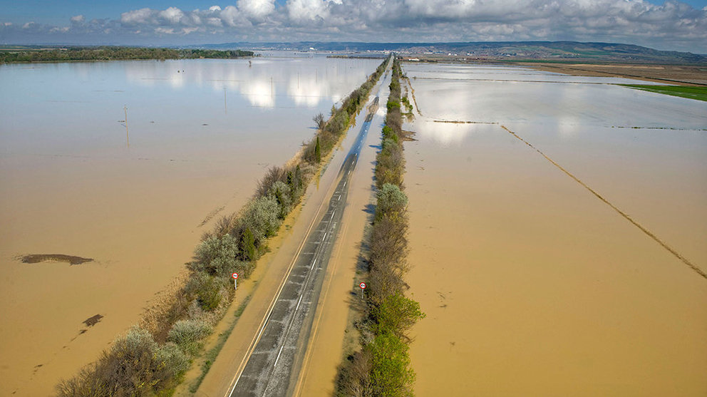 Vista áerea de las zonas inundadas por el Ebro en la Ribera (Recta de Arguedas) GOBIERNO DE NAVARRA