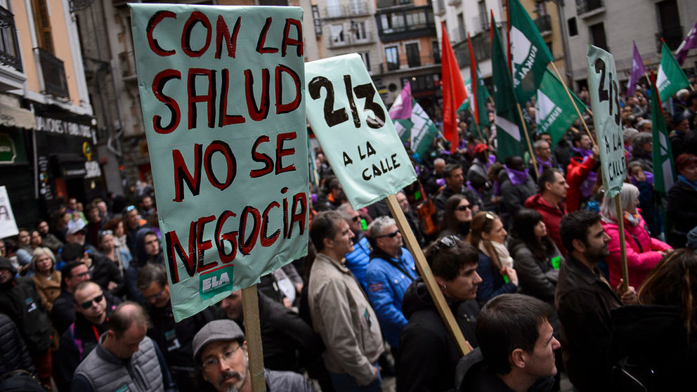 Manifestación del sindicato ELA por el primero de Mayo. PABLO LASAOSA 07